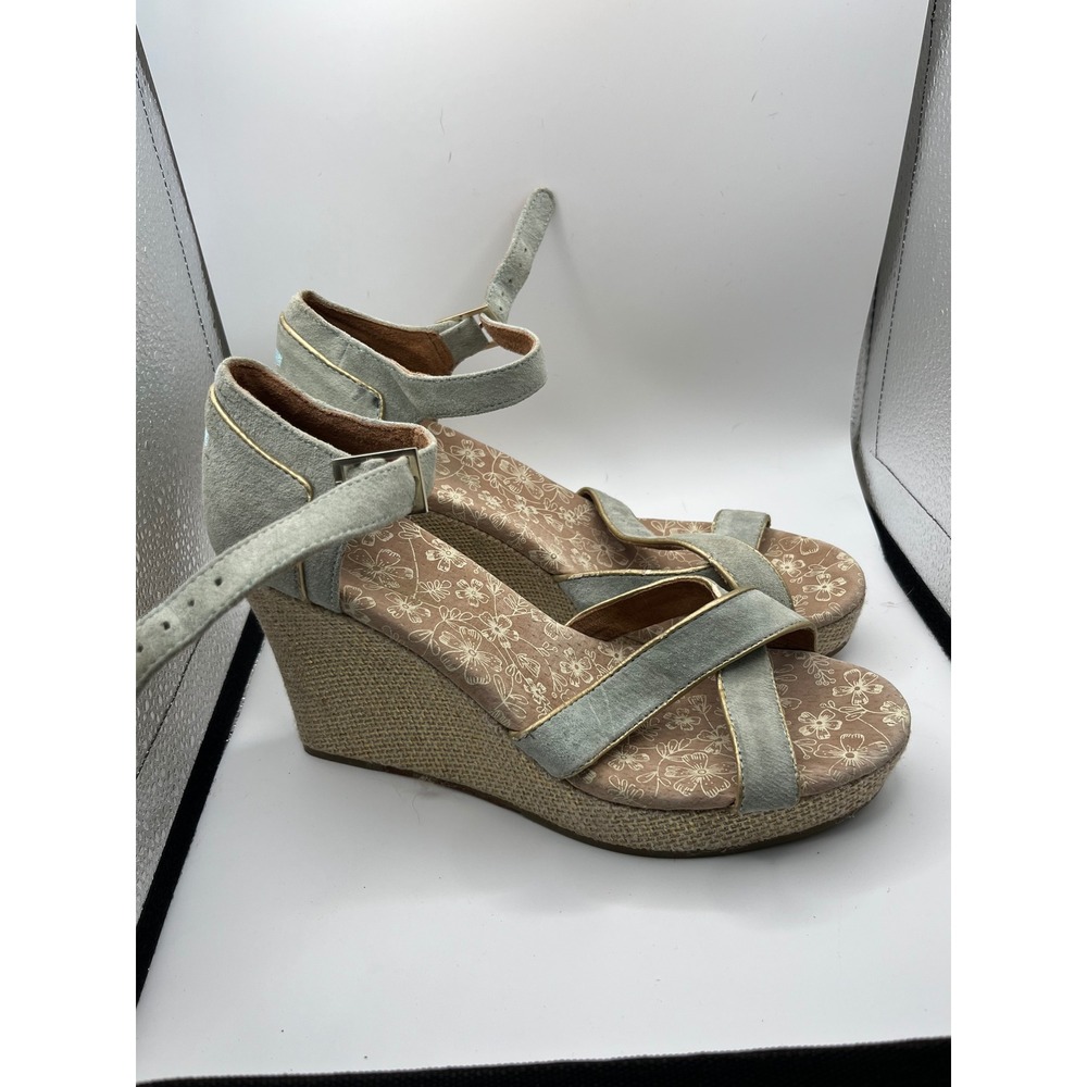 TOMS Sage Green Suede Gold Trim Jute Espadrille Wedge Sandals Women Size 8.5